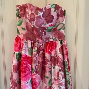 NWT Floral Strapless Sweetheart Neck Dress